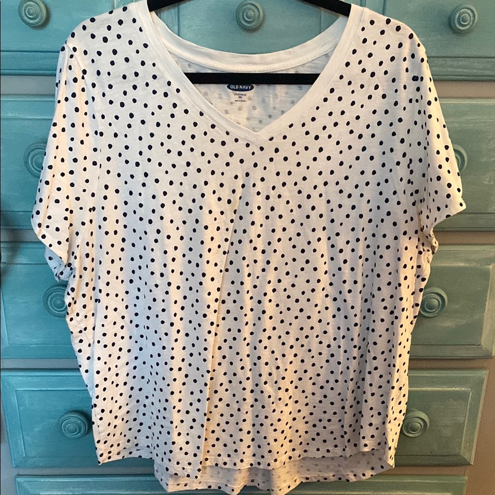 Old Navy Women's Polka Dot Top - White and Black